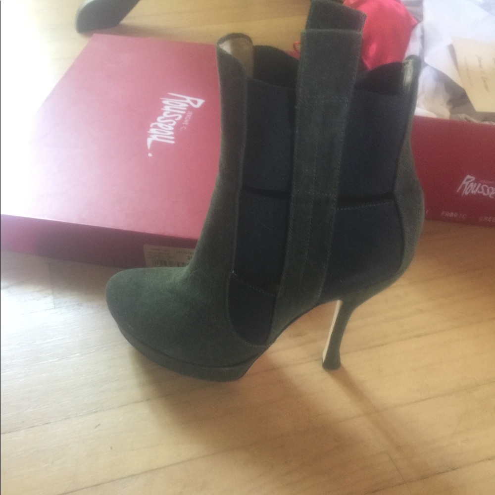 Jerome Rousseau green suede boots